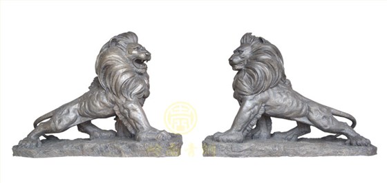 現貨：上山獅（長2.1cm，高1.4米，寬0.9米）