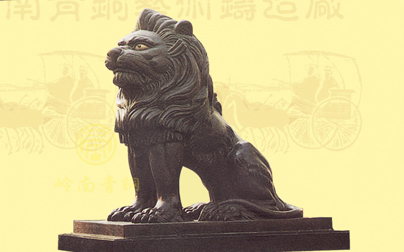 雄獅（2號）長2.48米，寬1.18米，高2.38米