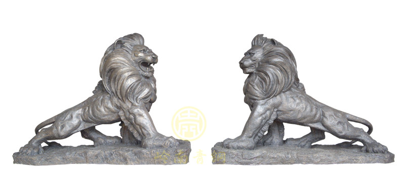 現貨：上山獅（長2.1cm，高1.4米，寬0.9米）